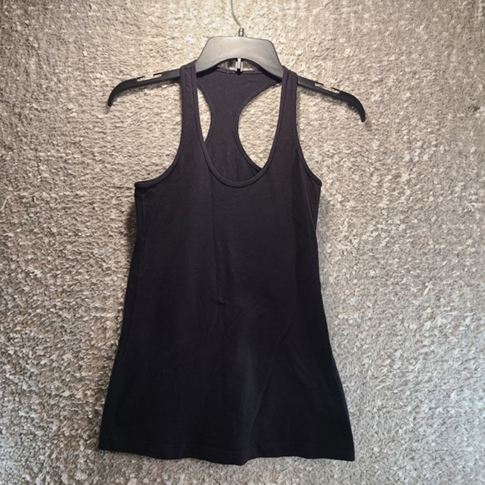 Lululemon Tank Top Size 4 Black Scoop Neck